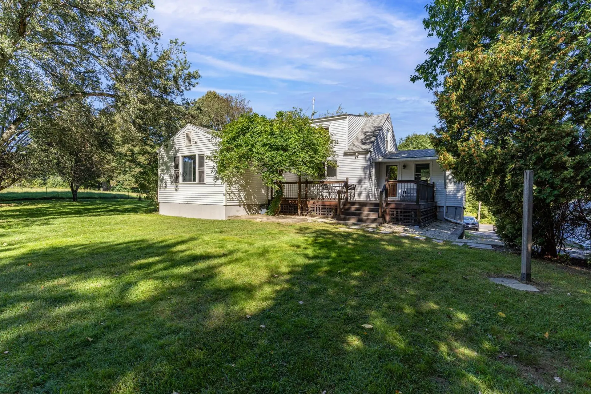 174 North Road East Kingston NH 03827