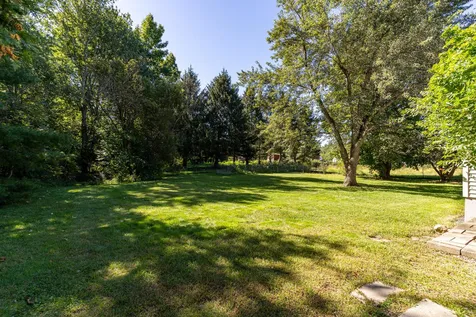 174 North Road East Kingston NH 03827