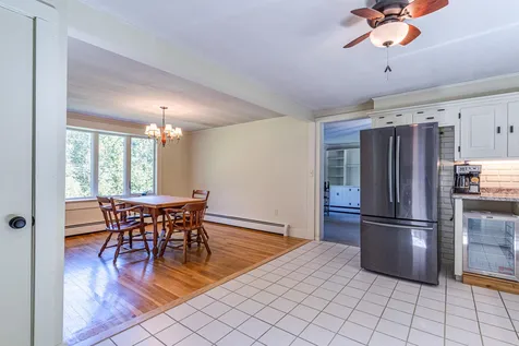 174 North Road East Kingston NH 03827