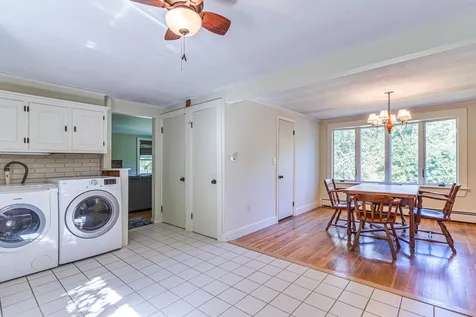 174 North Road East Kingston NH 03827