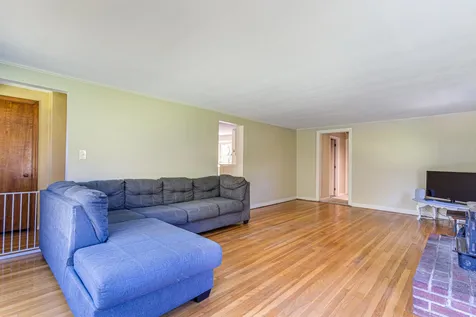 174 North Road East Kingston NH 03827