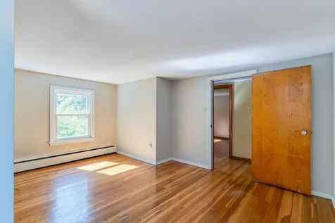 174 North Road East Kingston NH 03827