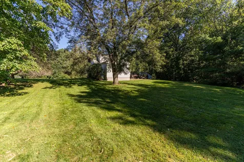 174 North Road East Kingston NH 03827