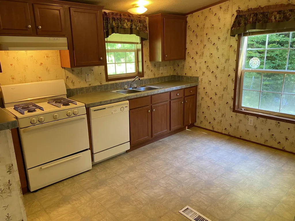 489 Lilliesville Brook Road Bethel VT 05032