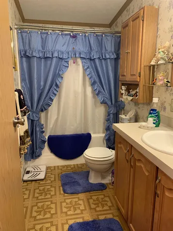28 Spruce Drive Belmont NH 03220
