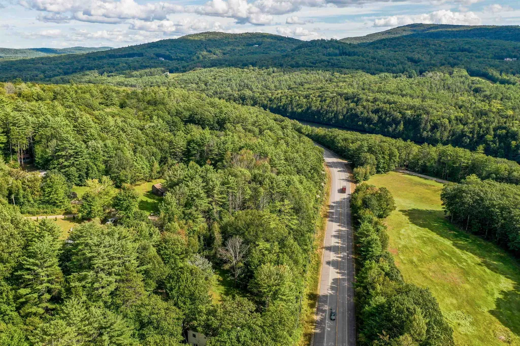 22 Nyberg Road Bristol NH 03222