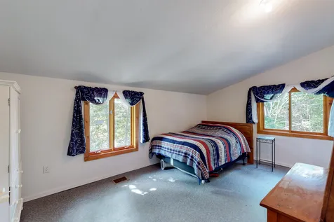 22 Nyberg Road Bristol NH 03222