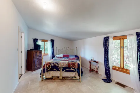 22 Nyberg Road Bristol NH 03222