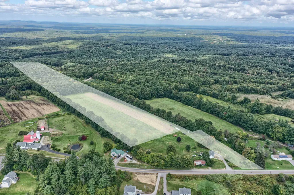 611 Haverhill Road Chester NH 03036