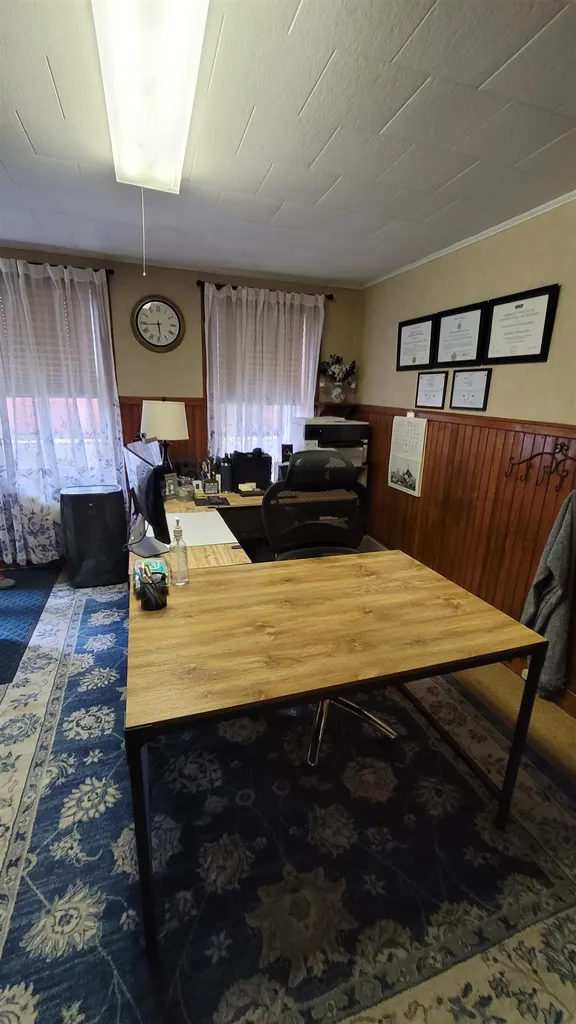 116 Main Street Chester VT 05143