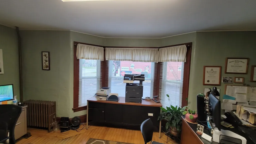 116 Main Street Chester VT 05143