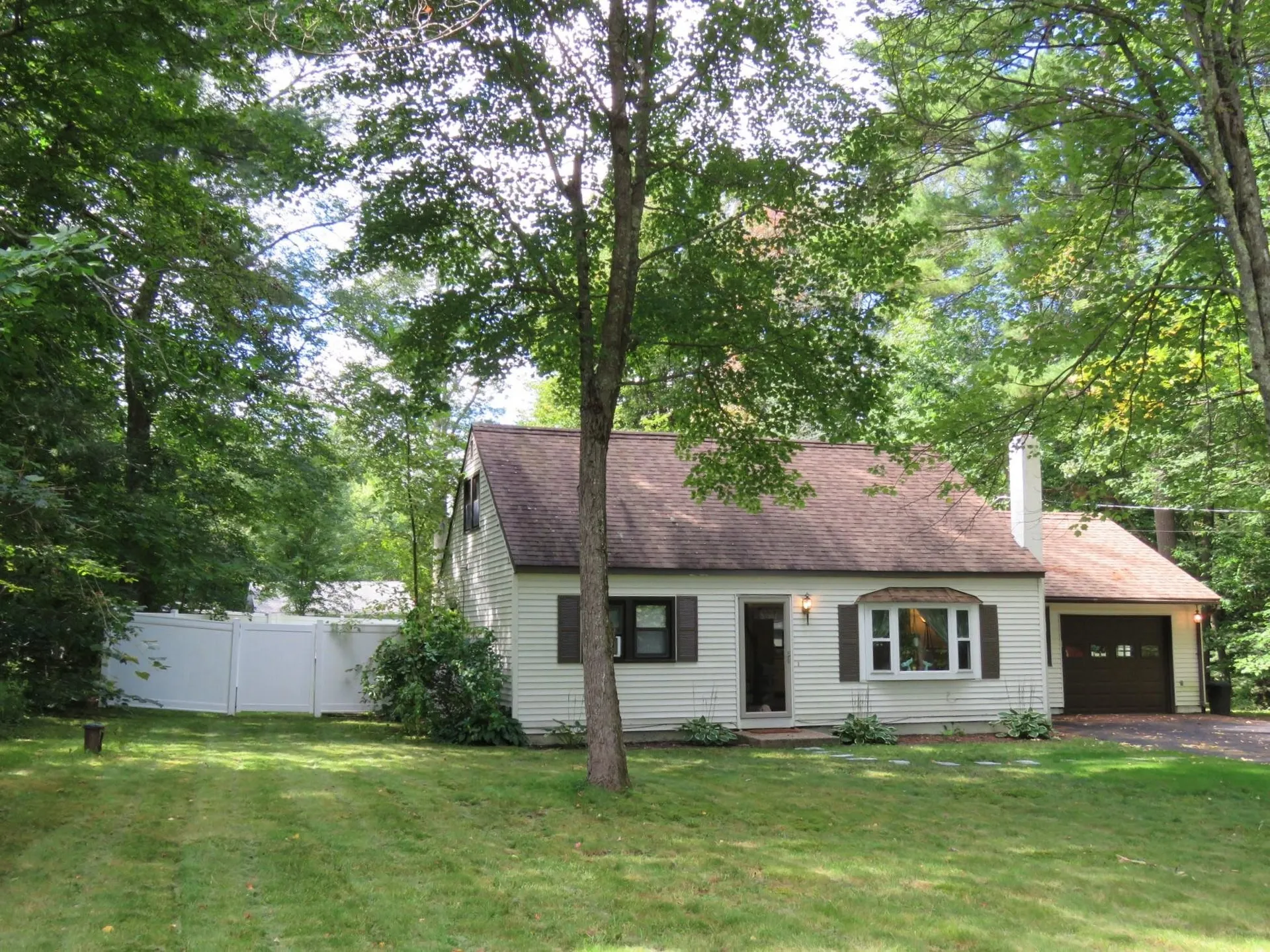 1 Merrick Road Raymond NH 03077