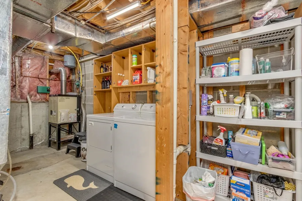 6 Goldfinch Lane Nashua NH 03062