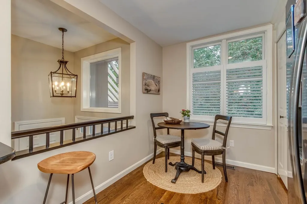 6 Goldfinch Lane Nashua NH 03062