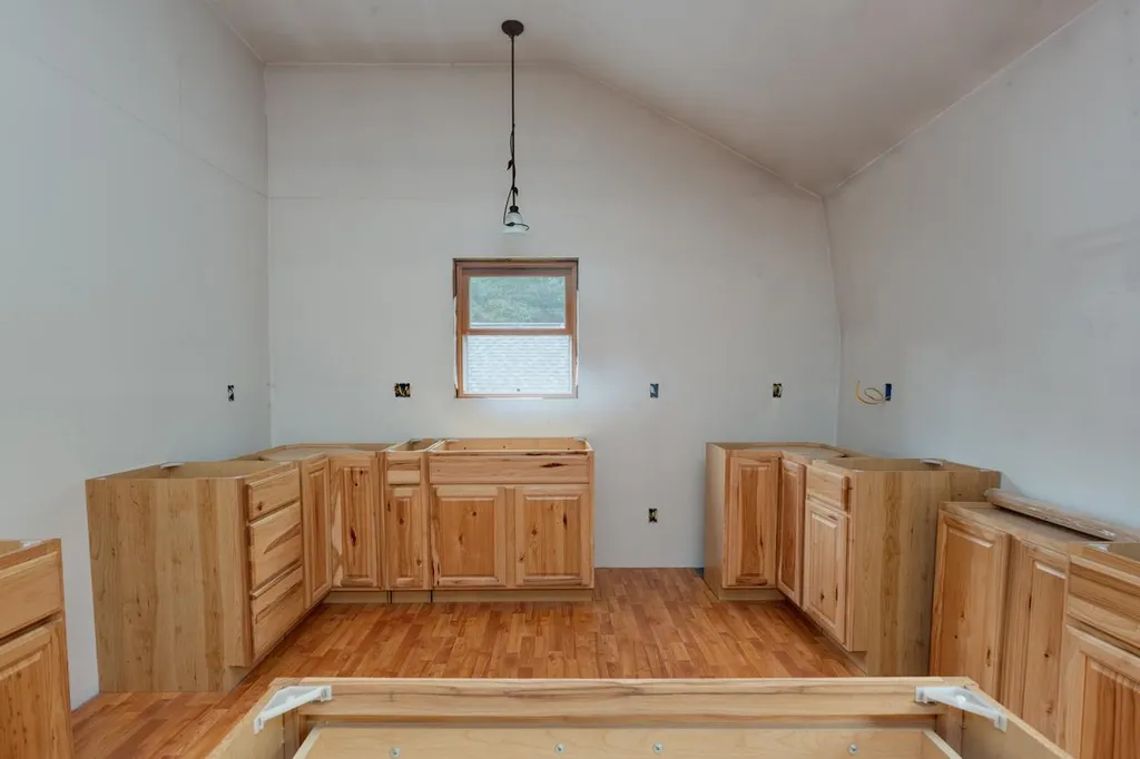 6 Park Place Hillsborough NH 03244