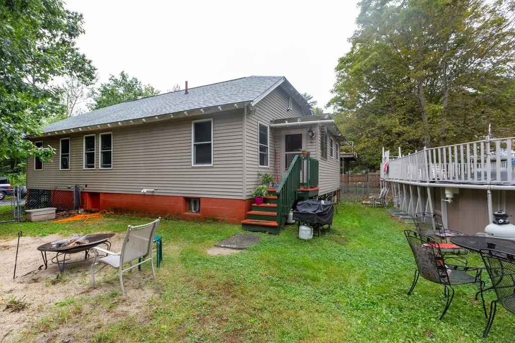 6 Park Place Hillsborough NH 03244