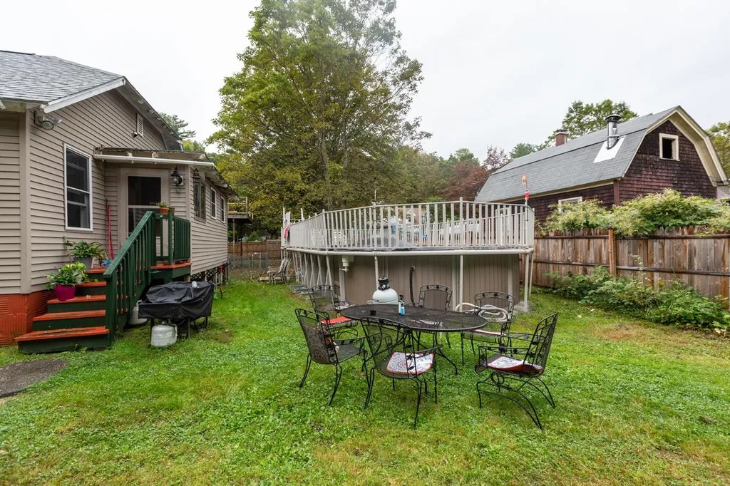 6 Park Place Hillsborough NH 03244