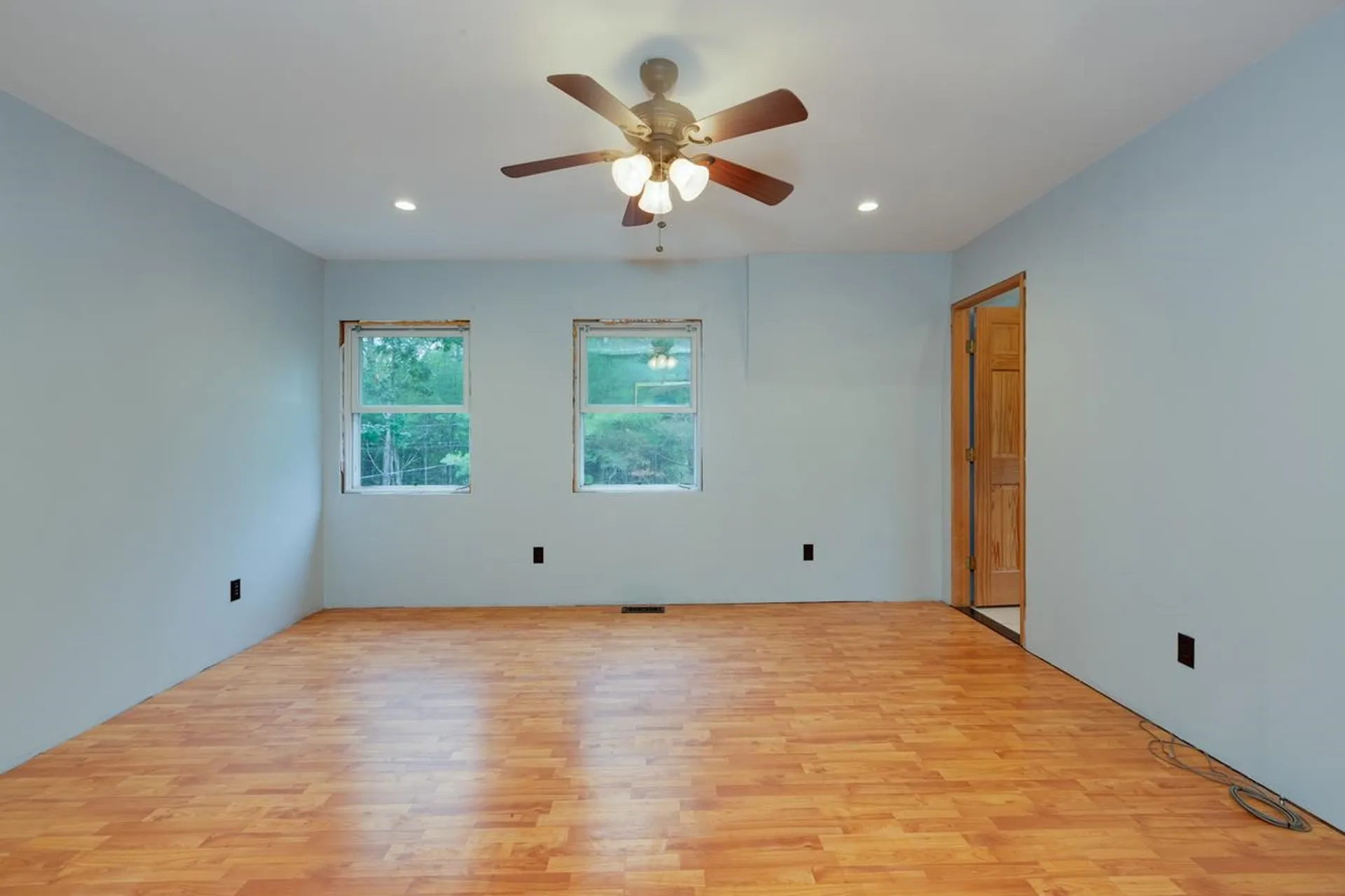 6 Park Place Hillsborough NH 03244