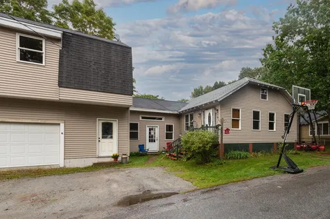 6 Park Place Hillsborough NH 03244