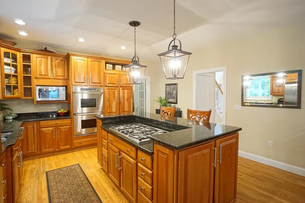 13 New South Drive Amherst NH 03031
