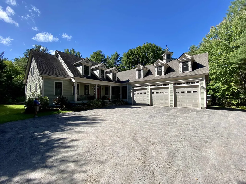 41 Brackett Road Wolfeboro NH 03894