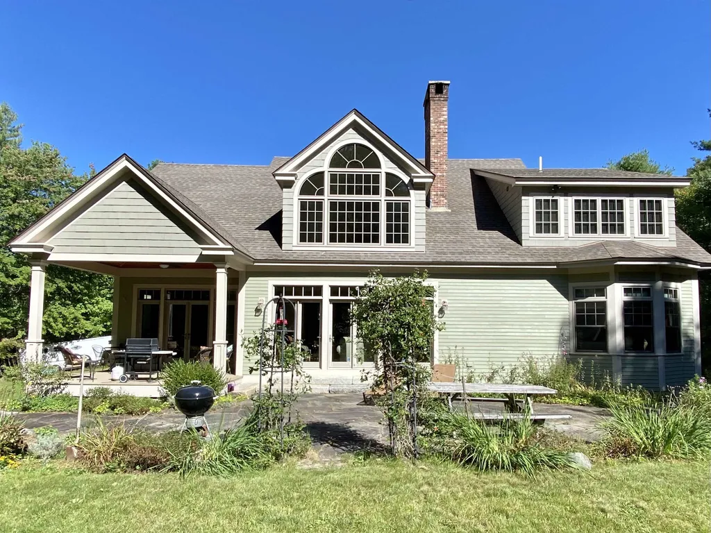 41 Brackett Road Wolfeboro NH 03894