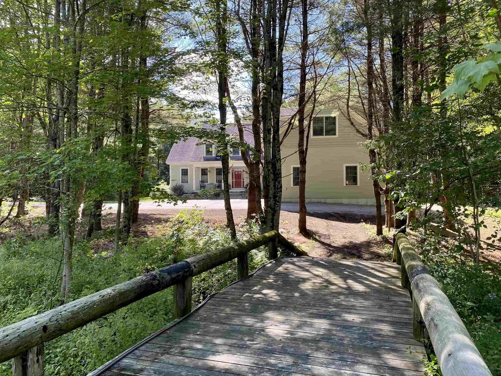 41 Brackett Road Wolfeboro NH 03894