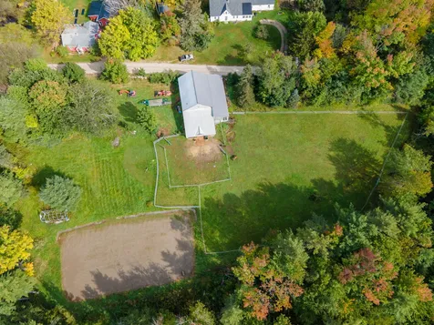 41 Brackett Road Wolfeboro NH 03894