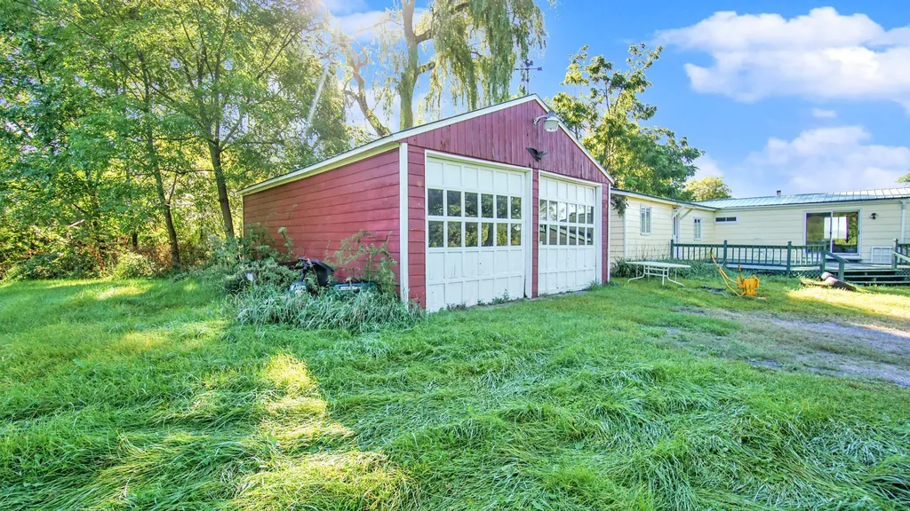407 Hemenway Road Bridport VT 05734