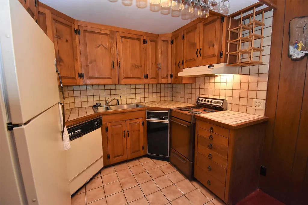 15 Transvale Road Conway NH 03860