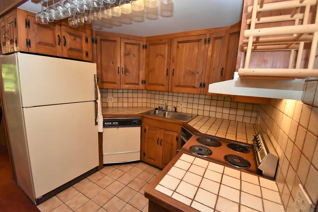 15 Transvale Road Conway NH 03860