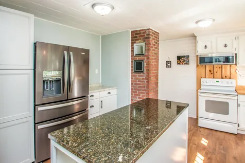 80 Portland Street Lancaster NH 03584
