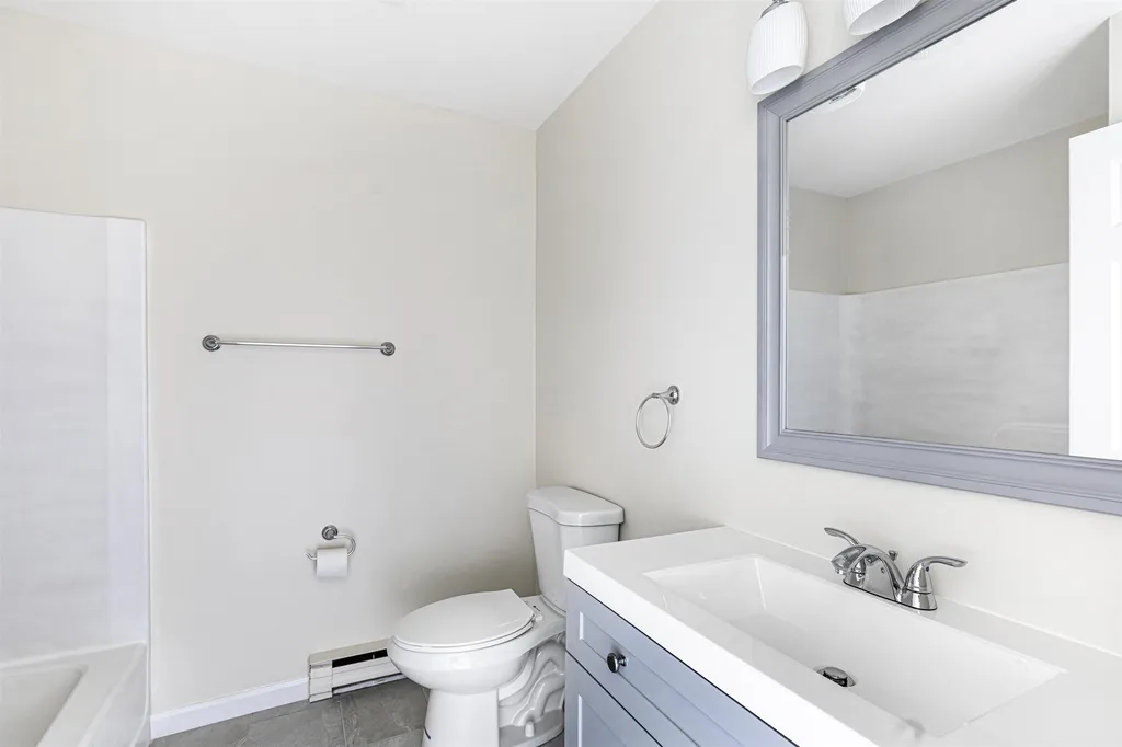 4 Saybrook Road Essex VT 05452