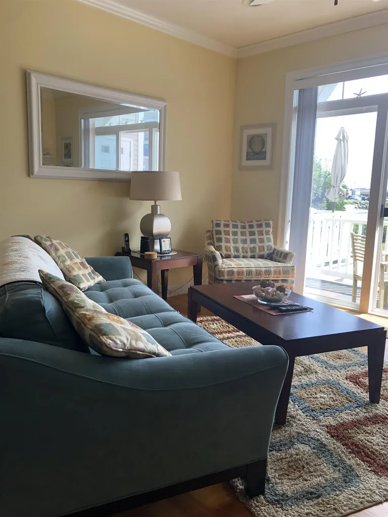 24 Harbor Road Hampton NH 03842