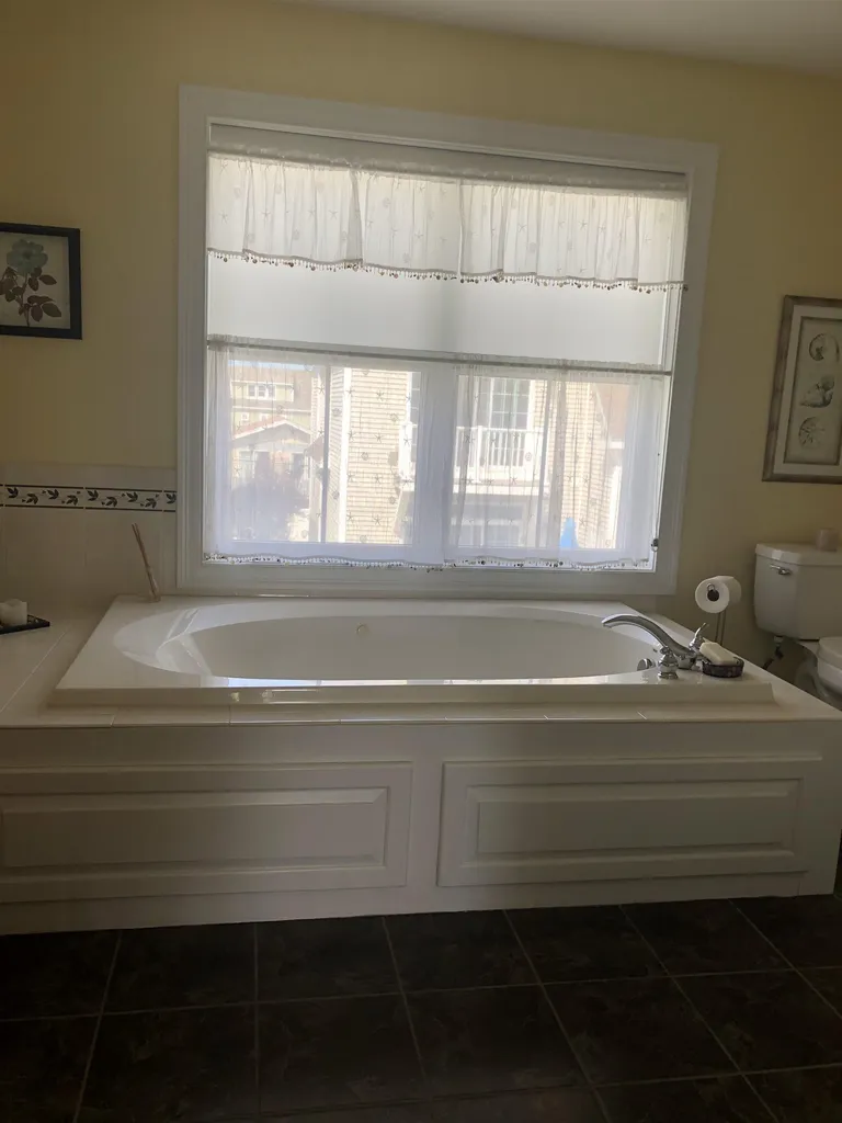 24 Harbor Road Hampton NH 03842