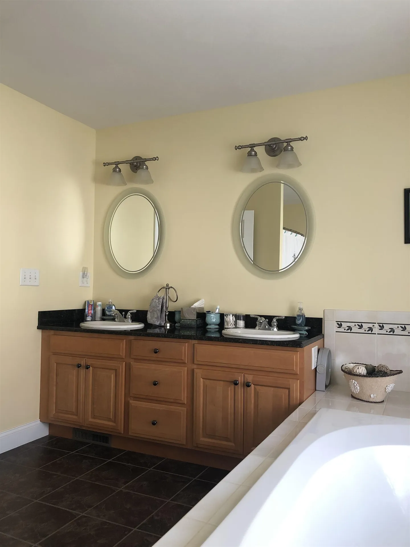 24 Harbor Road Hampton NH 03842