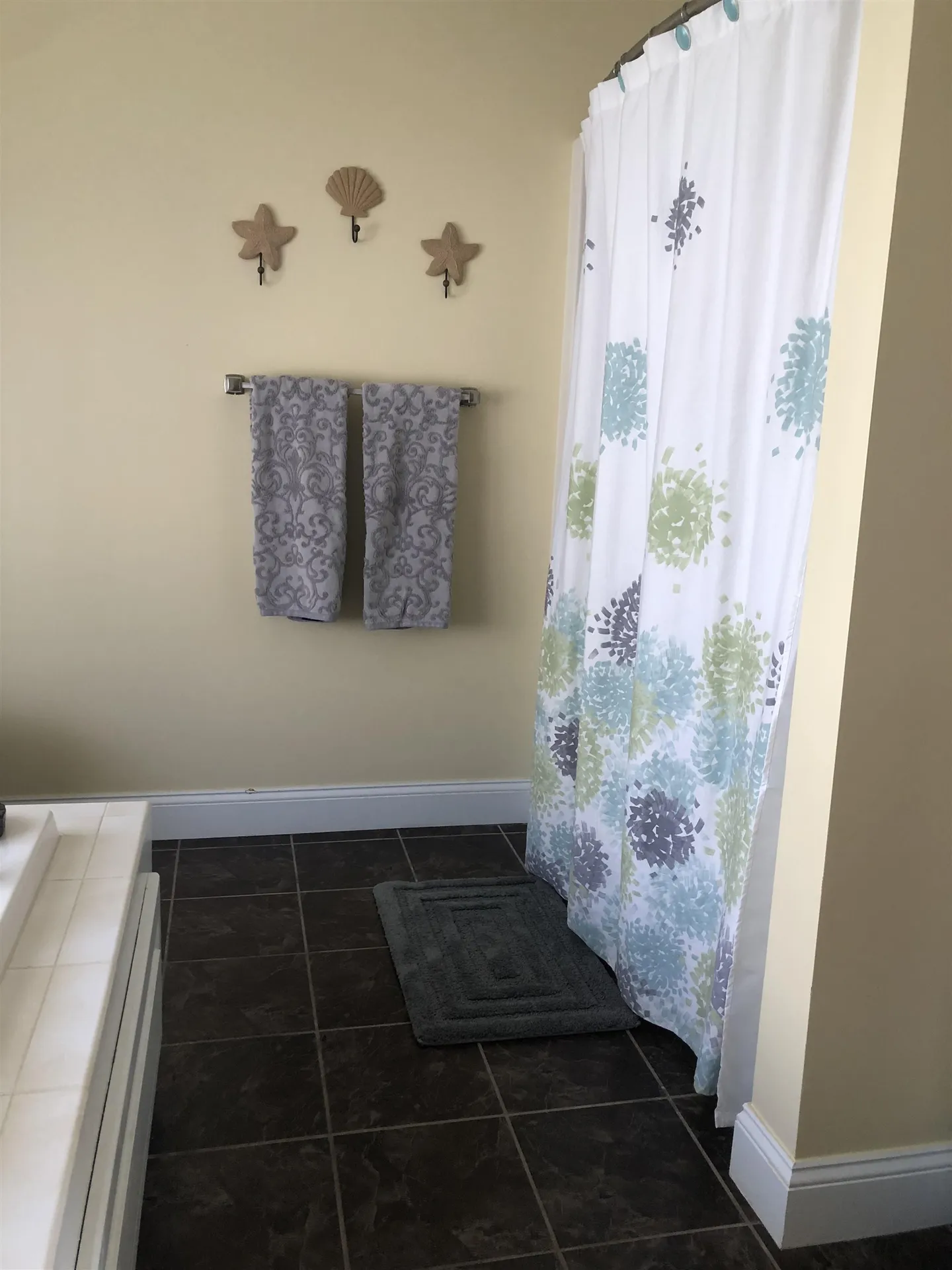24 Harbor Road Hampton NH 03842