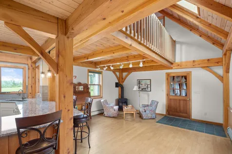 317 Old Farm Road Richmond VT 05477