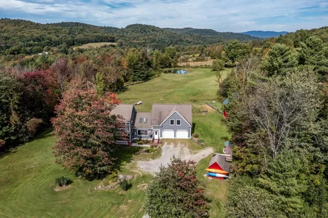 317 Old Farm Road Richmond VT 05477