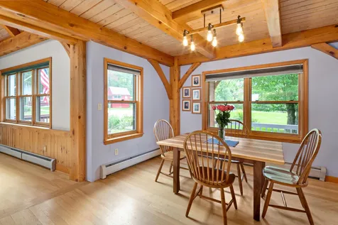 317 Old Farm Road Richmond VT 05477