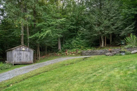 20 Big Deer Run Newfane VT 05345