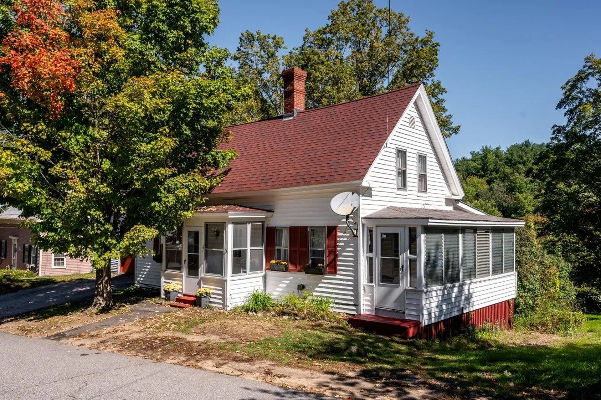 27 Dawson Street Milton NH 03851