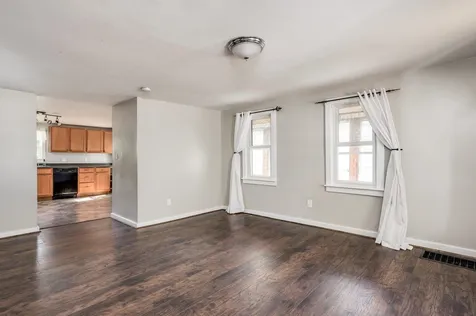 27 Dawson Street Milton NH 03851