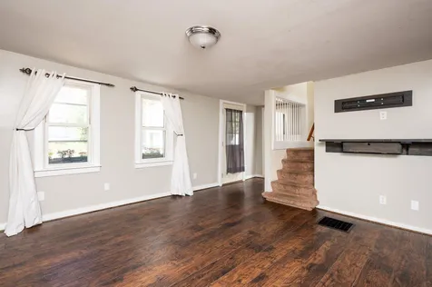 27 Dawson Street Milton NH 03851