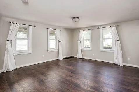 27 Dawson Street Milton NH 03851