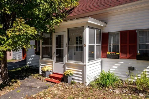 27 Dawson Street Milton NH 03851