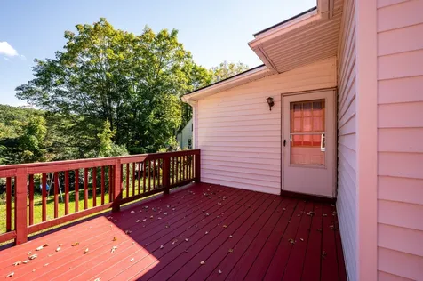 27 Dawson Street Milton NH 03851