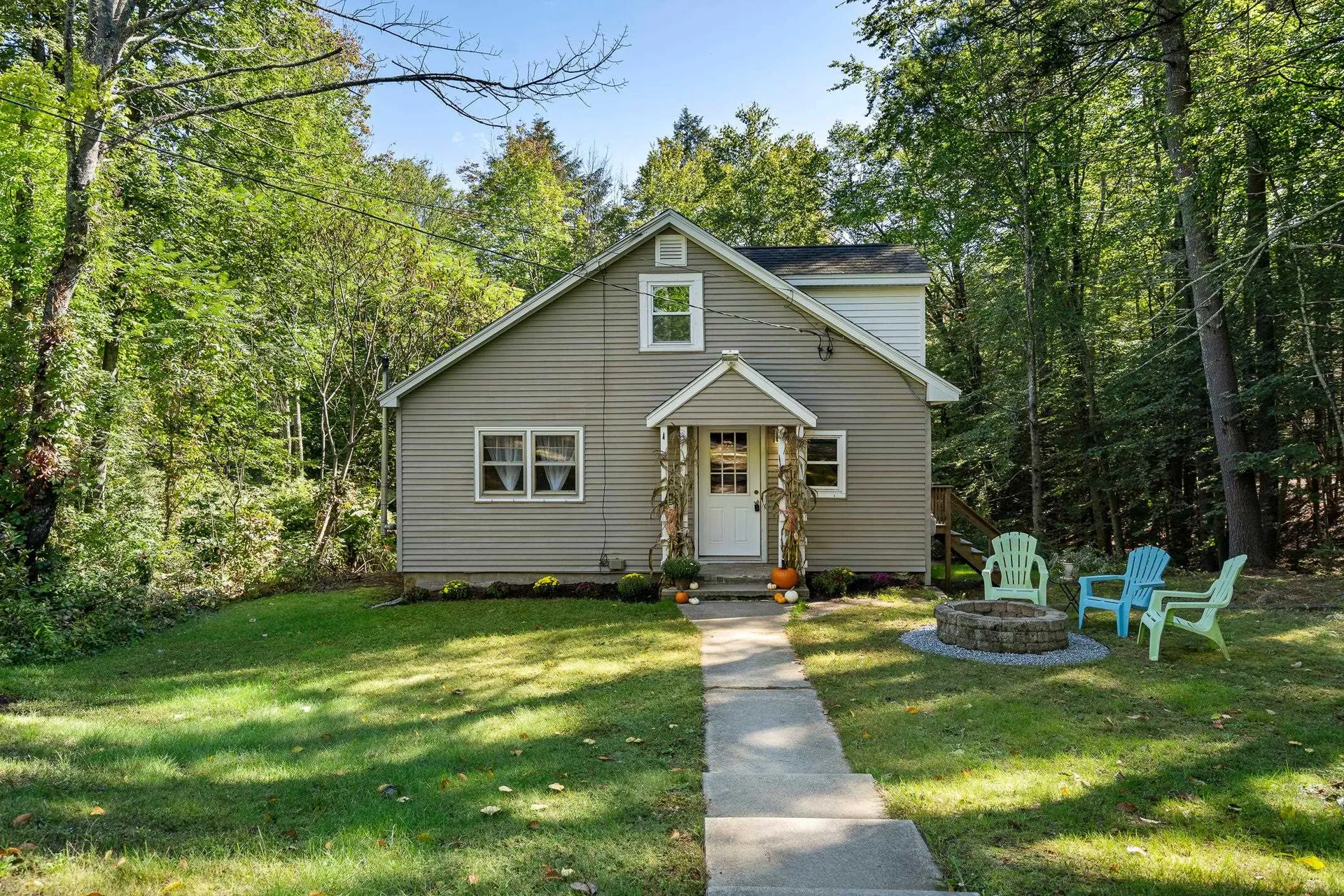 68 Weare Road New Boston NH 03070
