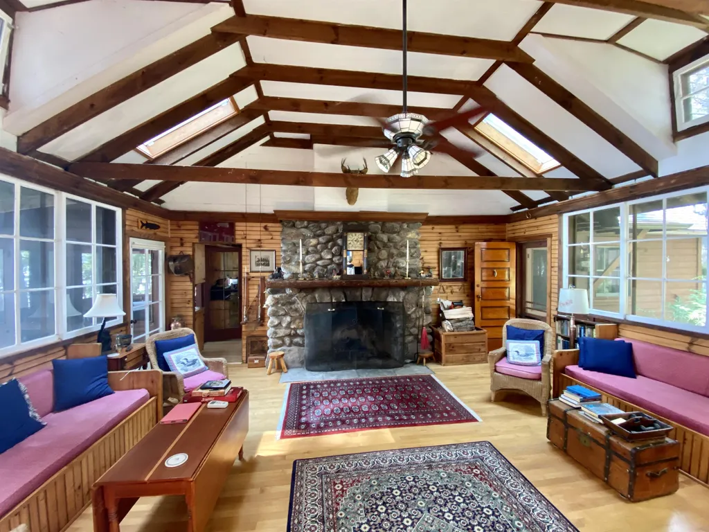 9 Hall Lane Moultonborough NH 03254
