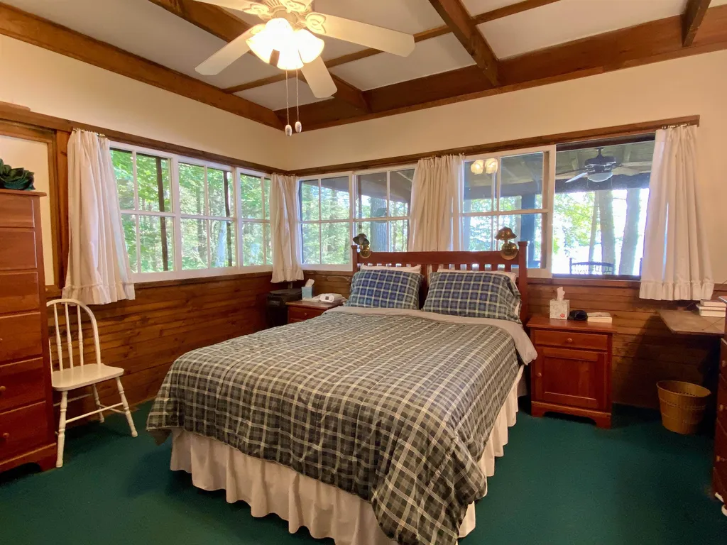 9 Hall Lane Moultonborough NH 03254